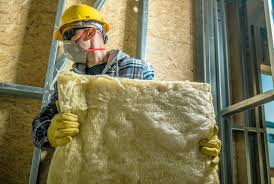 Best Spray Foam Insulation  in Moundridge, KS